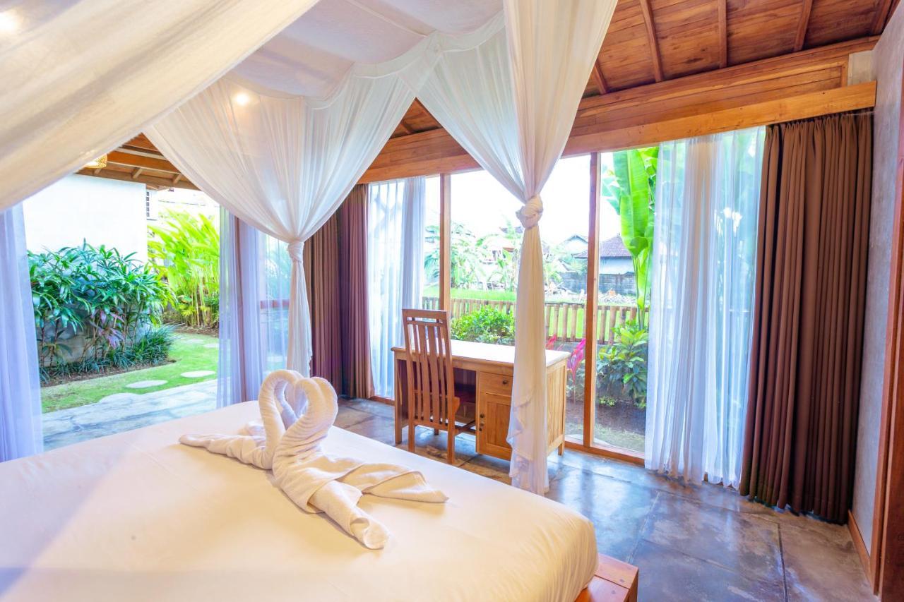 Kubu D'Carik Villa & Bungalow By Ecommerceloka Munggu Extérieur photo